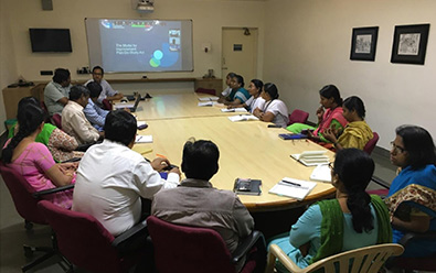Dr. Kedar handling session for Aravind team at LAICO.
